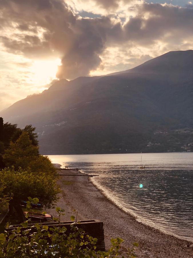 Cottage Il Cigno Con Accesso Al Lago - Como Lake Dervio Exterior photo